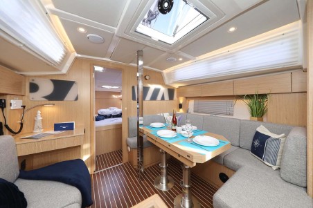 Bavaria Yachtbau Bavaria C38 Style Amore