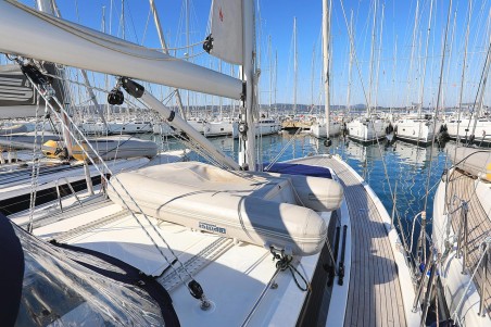 Bavaria C42 | Czarter jachtu Chorwacja | Travelboat