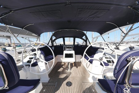 Bavaria C42 | Czarter jachtu Chorwacja | Travelboat