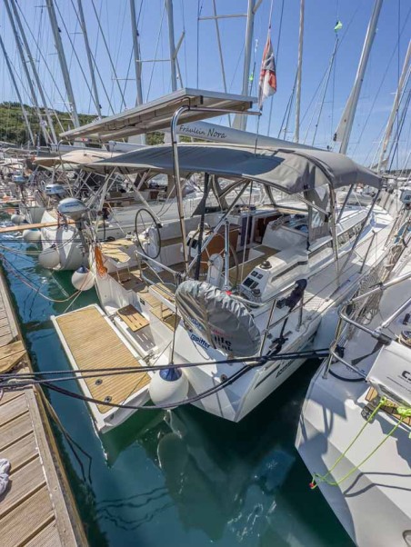 Bavaria C42 | Yacht Charter Croatia | Travelboat