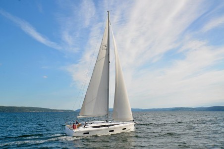Bavaria Yachtbau Bavaria C42 Giulia