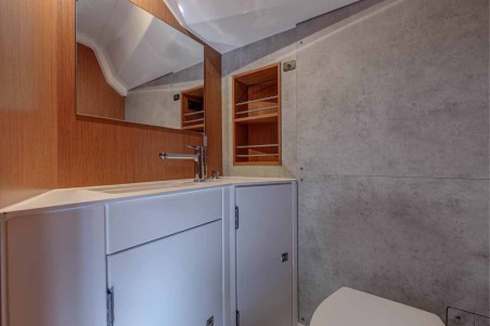 Bavaria Yachtbau Bavaria C42 Ironic