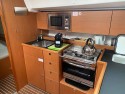 Bavaria C42 | Yacht Charter Netherlands | Travelboat - 11