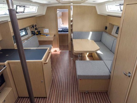 Bavaria Yachtbau Bavaria C42 Livia
