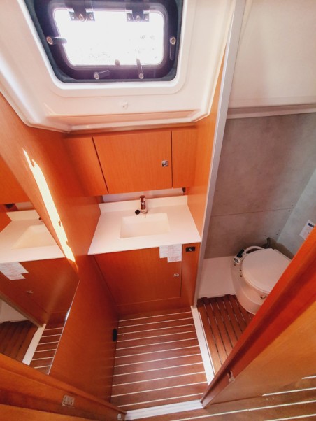 Bavaria Yachtbau Bavaria C42 Lucia