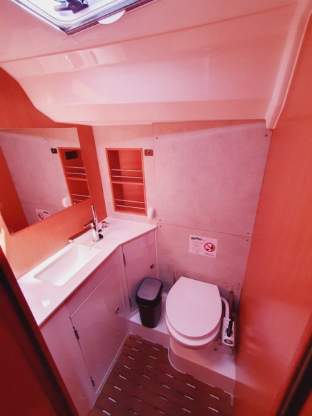 Bavaria Yachtbau Bavaria C42 Lucia