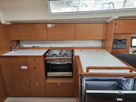 Bavaria Yachtbau Bavaria C42 Nola