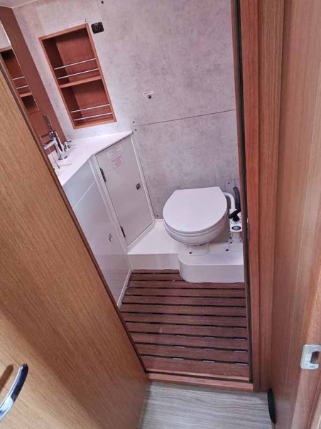 Bavaria Yachtbau Bavaria C42 Nola