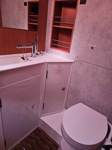 Bavaria Yachtbau Bavaria C42 Nola