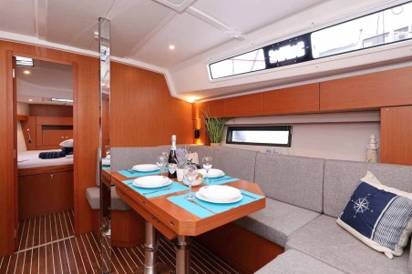 Bavaria Yachtbau Bavaria C42 Valentin