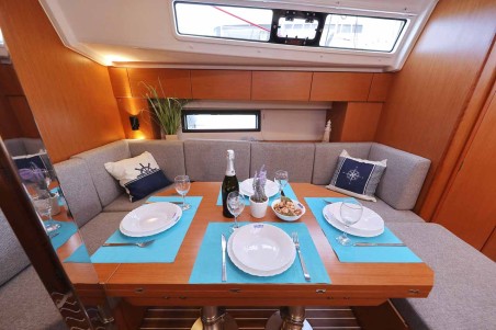 Bavaria Yachtbau Bavaria C42 Valentin