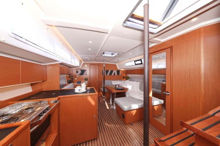 Bavaria Yachtbau Bavaria C42 Style Antares