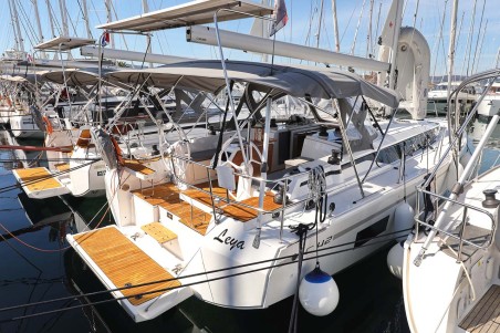 Bavaria Yachtbau Bavaria C42 Style Leya