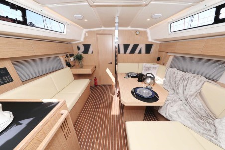 Bavaria Yachtbau Bavaria C42 Style Leya