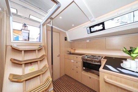 Bavaria Yachtbau Bavaria C42 Style Leya