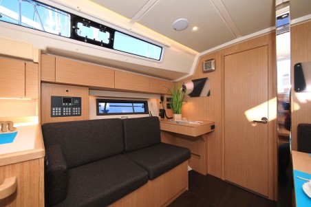 Bavaria Yachtbau Bavaria C42 Style Lizzy