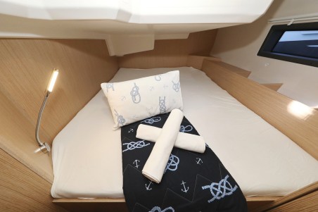 Bavaria Yachtbau Bavaria C42 Style Silver Seagull