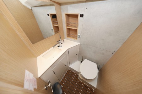 Bavaria Yachtbau Bavaria C42 Style Silver Seagull