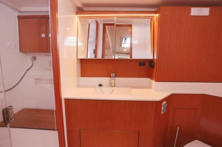 Bavaria C45 - 4 cab. | Yacht Charter Greece | Travelboat
