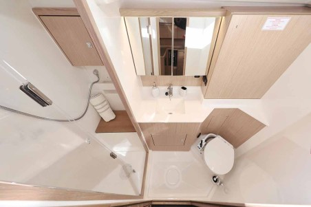 Bavaria C45 Holiday | Yacht Charter Croatia | Travelboat