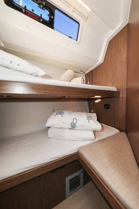 Bavaria Yachtbau Bavaria C46 - 4 cab. Aquila