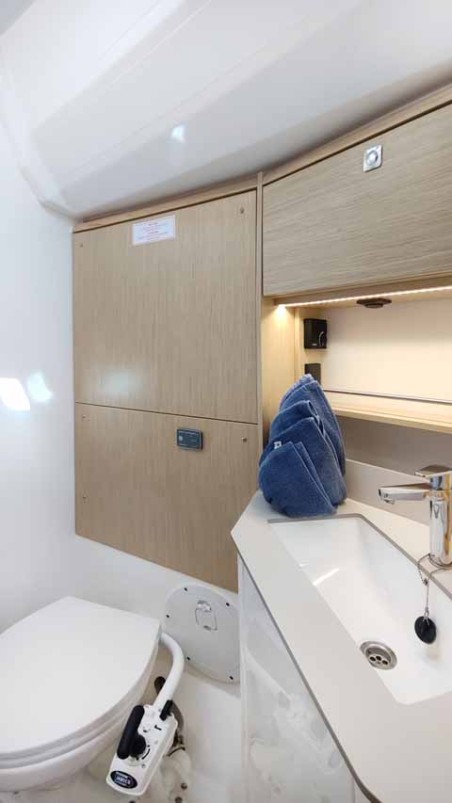 Bavaria C46 | Yacht Charter Croatia | Travelboat