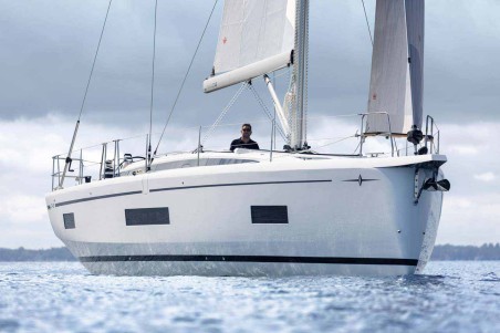Bavaria C46 | Yacht Charter Spain | Travelboat