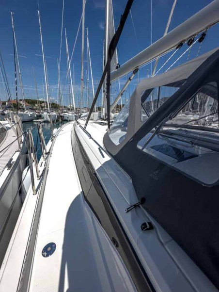 Bavaria C46 - 4 cab. | Yacht Charter Croatia | Travelboat
