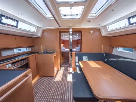 Bavaria C46 - 4 cab. | Yacht Charter Croatia | Travelboat