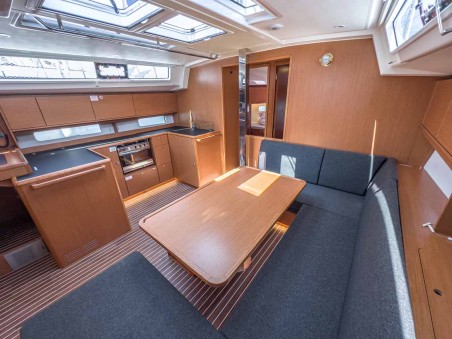 Bavaria C46 - 4 cab. | Yacht Charter Croatia | Travelboat