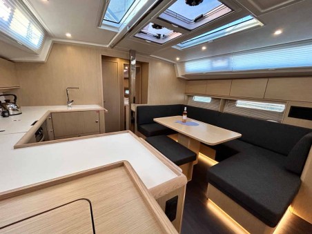 Bavaria C46 | Yacht Charter Greece | Travelboat