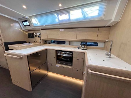 Bavaria C46 | Yacht Charter Greece | Travelboat