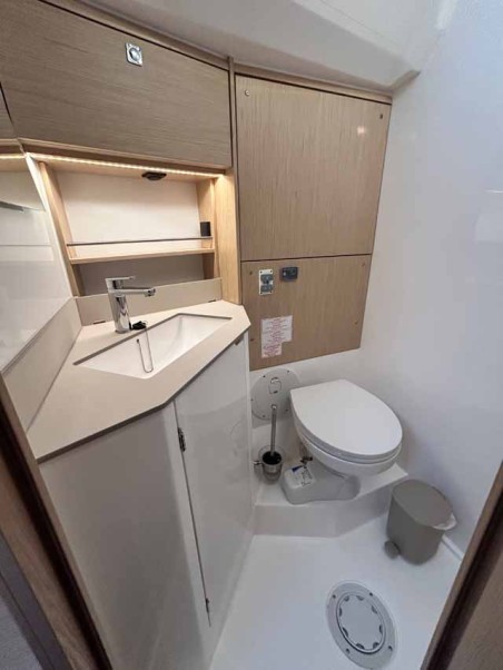 Bavaria C46 | Yacht Charter Greece | Travelboat