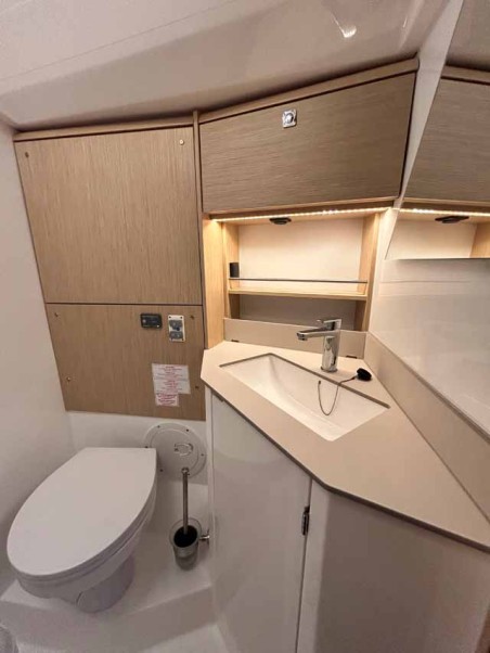 Bavaria C46 | Yacht Charter Greece | Travelboat