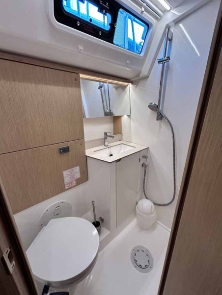 Bavaria C46 | Yacht Charter Greece | Travelboat