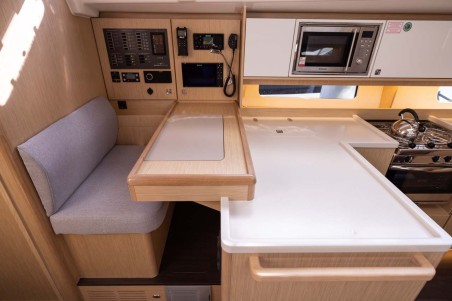 Bavaria Bavaria C46 - 5 cab. | Yacht Charter Spain | Travelboat