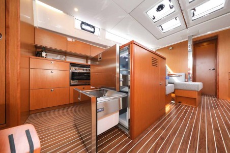 Bavaria Yachtbau Bavaria C50 Holiday - 5 + 1 cab. Granat