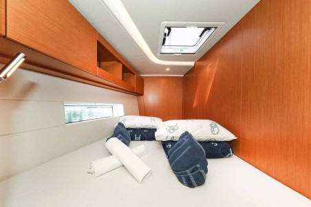 Bavaria Yachtbau Bavaria C50 Holiday - 5 + 1 cab. Granat