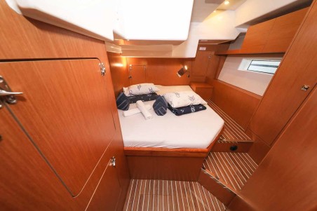 Bavaria Yachtbau Bavaria C50 Holiday - 5 + 1 cab. Granat