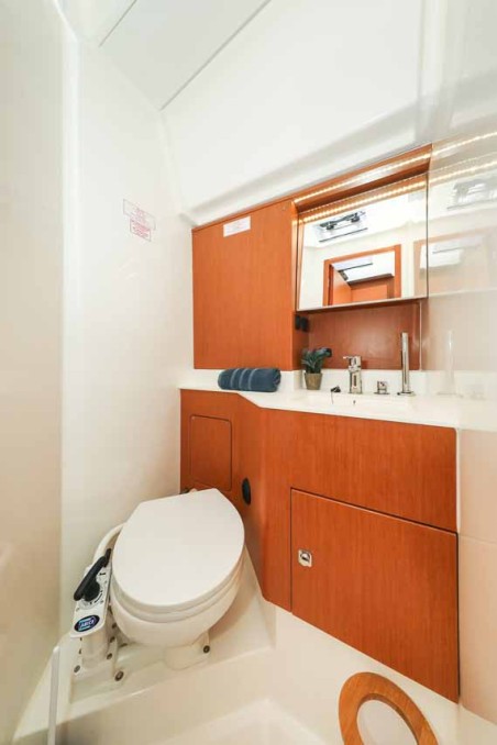 Bavaria Yachtbau Bavaria C50 Holiday - 5 + 1 cab. Granat