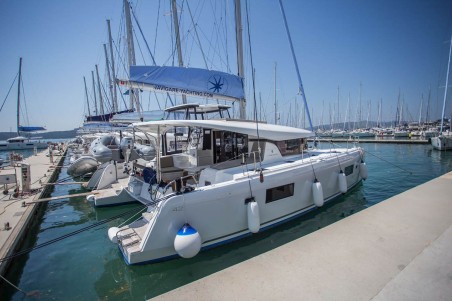 Lagoon 42 | Czarter jachtu Grecja | Travelboat