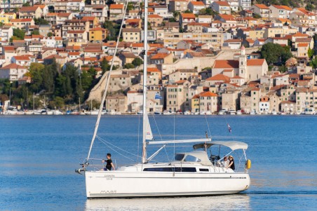 Bavaria Cruiser 33 | Yacht Charter Croatia | Travelboat
