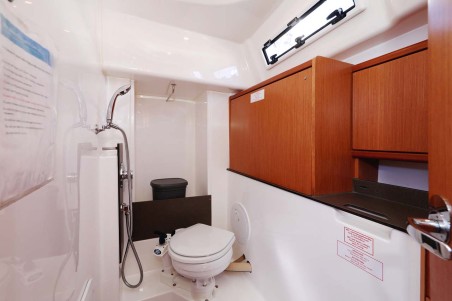 Bavaria Yachtbau Bavaria Cruiser 33 Moja Niska