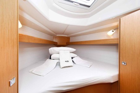 Bavaria Cruiser 34 | Yacht Charter Croatia | Travelboat
