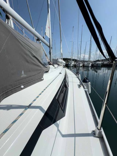 Bavaria Yachtbau Bavaria Cruiser 34 - 2 cab. Hydra