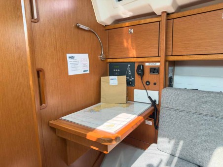 Bavaria Yachtbau Bavaria Cruiser 34 - 2 cab. Hydra