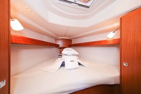 Bavaria Yachtbau Bavaria Cruiser 34 - 2 cab. Lara