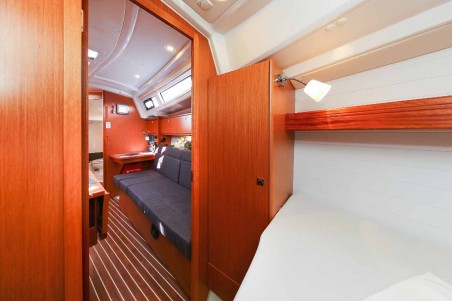 Bavaria Yachtbau Bavaria Cruiser 34 - 2 cab. Lara