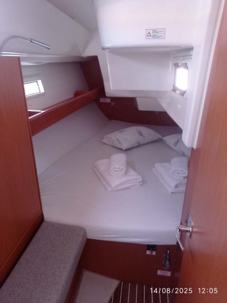 Bavaria Cruiser 34 - 2 cab. | Yacht Charter Greece | Travelboat