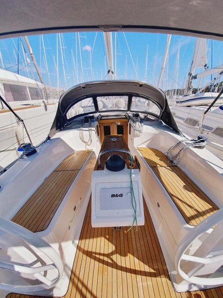 Bavaria Cruiser 34 | Yacht Charter Croatia | Travelboat